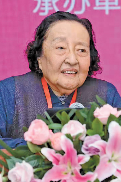 柴嵩岩甘于寂寞不甘平庸