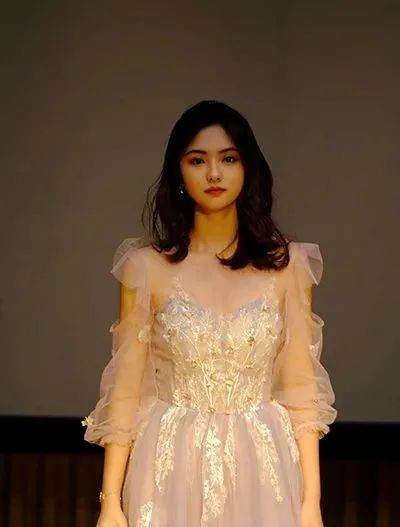 长沙小姐姐人美歌甜亮相天安门广场,刻苦训练四个月"